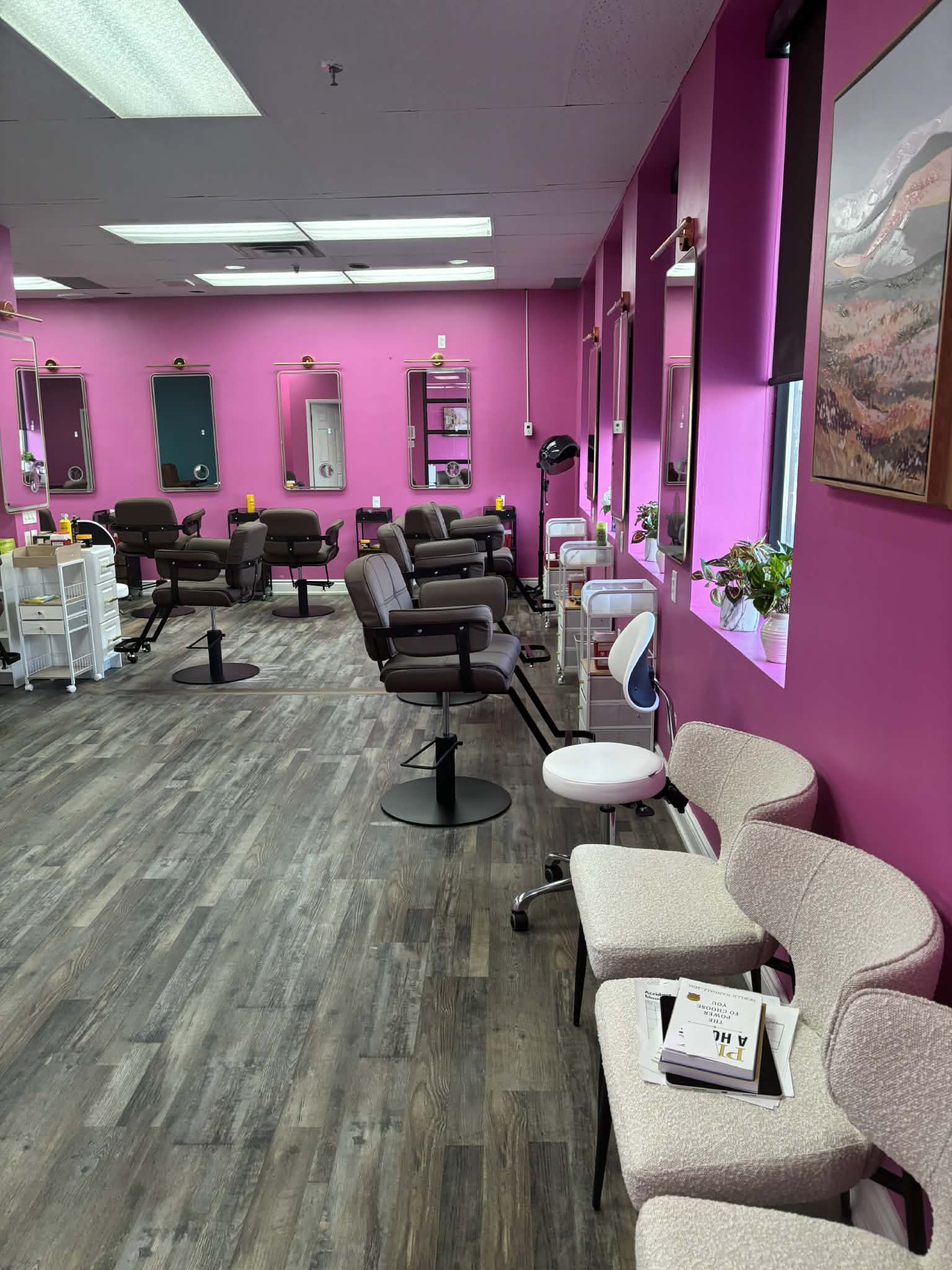 The Bilama Salon studio floor, bright, professional space for braiders